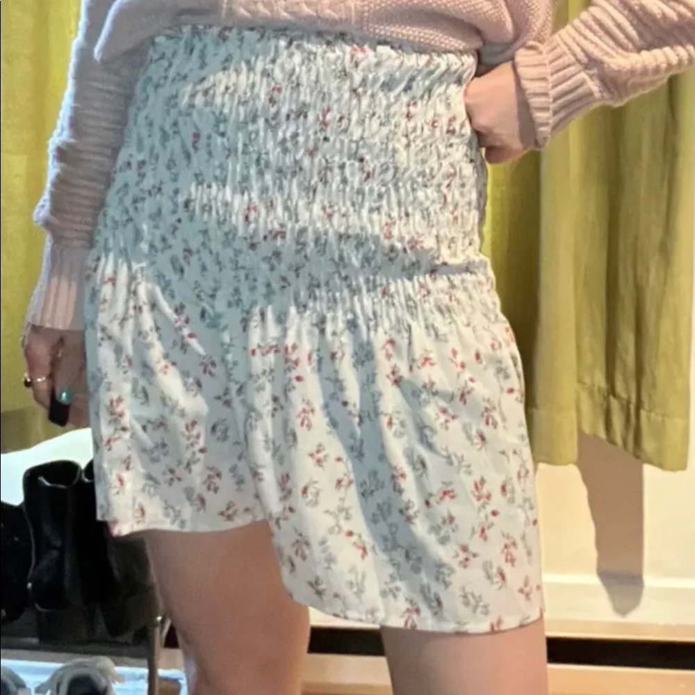Flower skirt - Picture 5 of 10